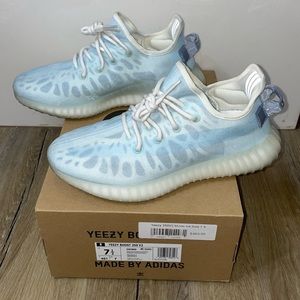 Yeezy Boost 350 V2 Mono Ice mens 7.5